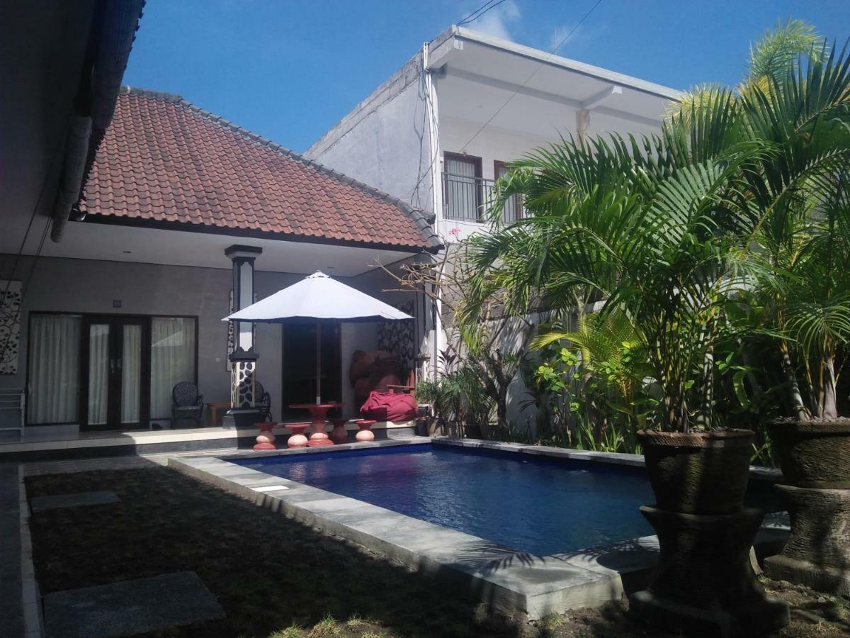 Hotel Pondok Dedik à Canggu Extérieur photo